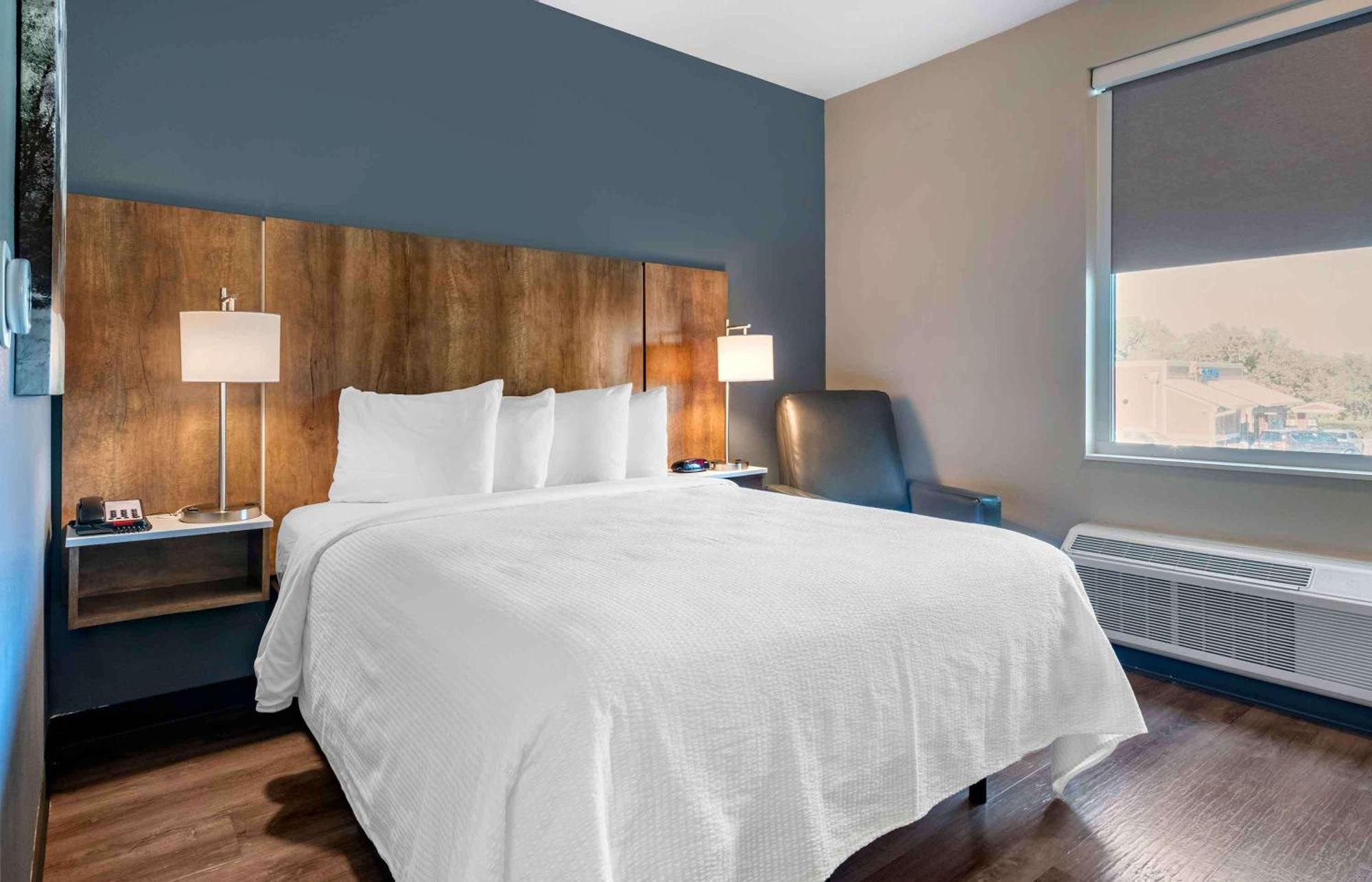 Extended Stay America Premier Suites - Tampa - Fairgrounds - Casino Екстер'єр фото